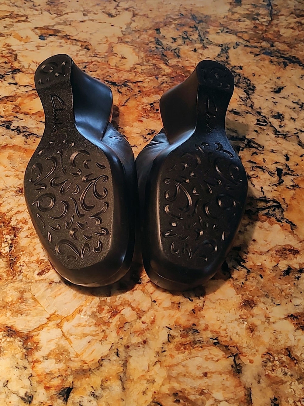 Clarks Athens Upper Leather Mules Black US 9W - Picture 7 of 8